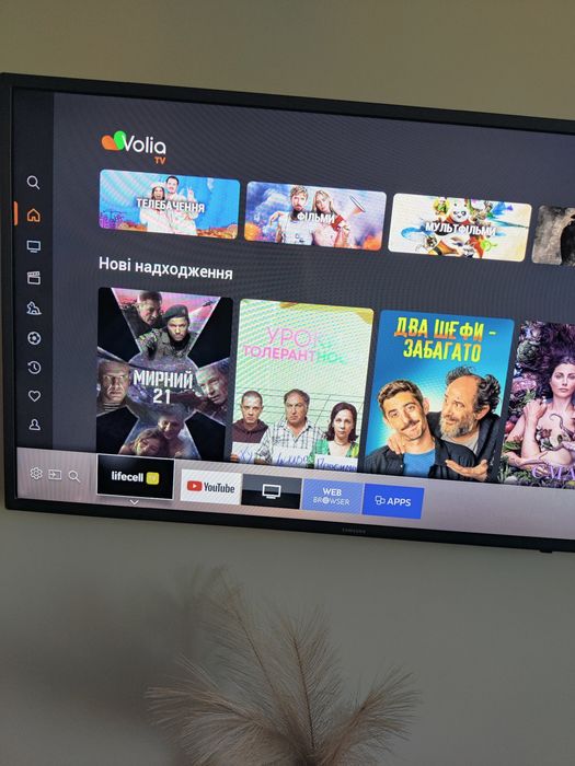 Продам смарт тв Samsung UE40K5500BU