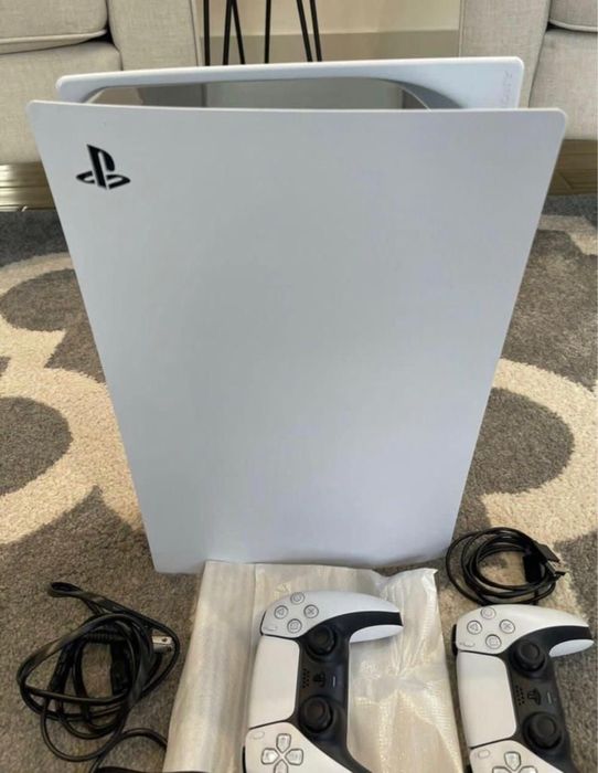 PlayStation 5 Digital Edition C/2 Comandos