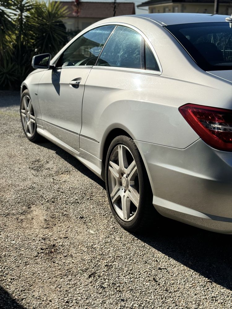Mercedes E220 Coupe