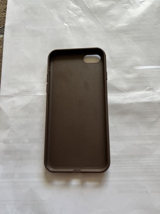 Etui IPhone 8 stan idealny