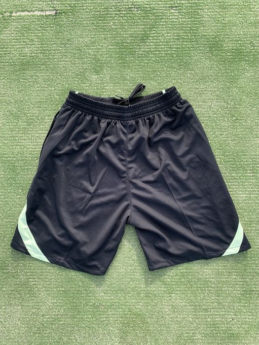 Calções de treino do Brasil