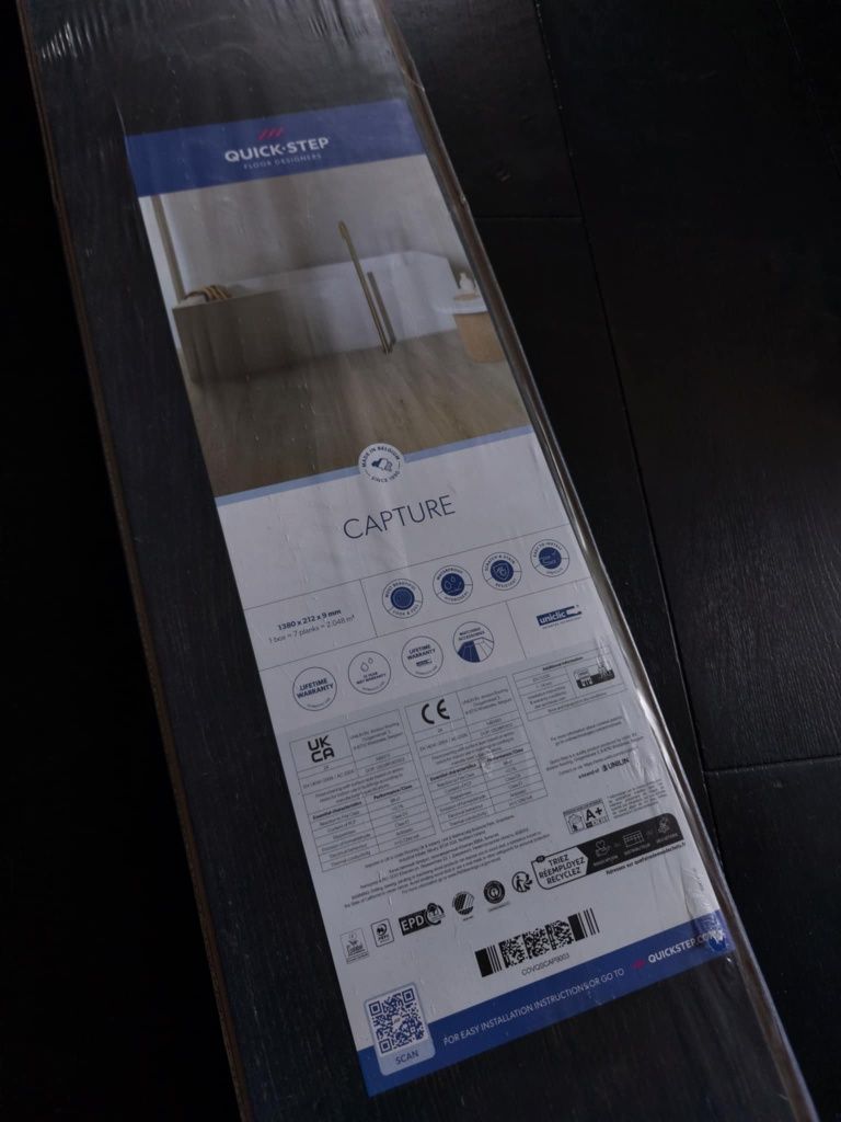 Czarne panele QuickStep