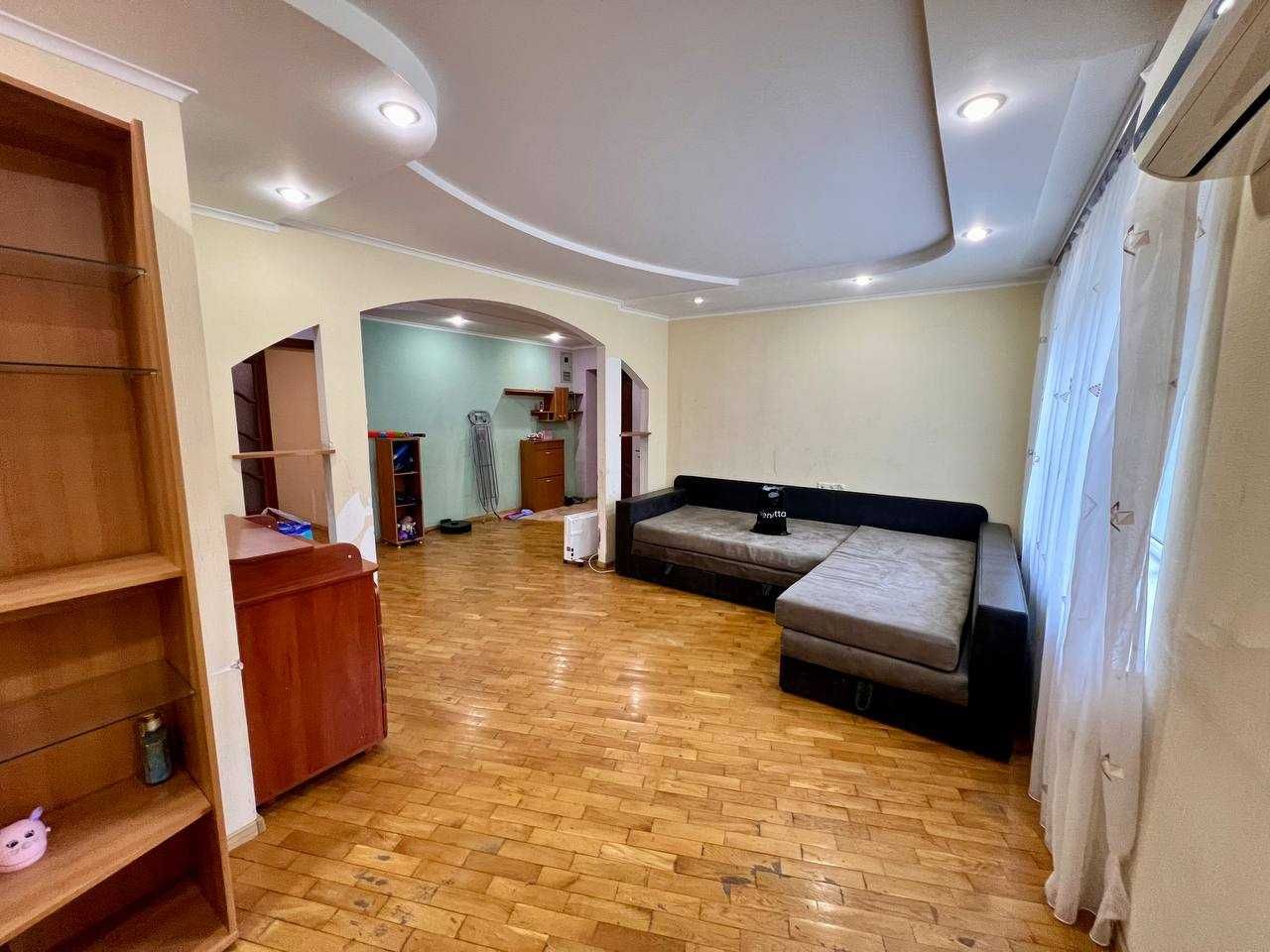 Продам 3х комнатную квартиру район "Ромакса"