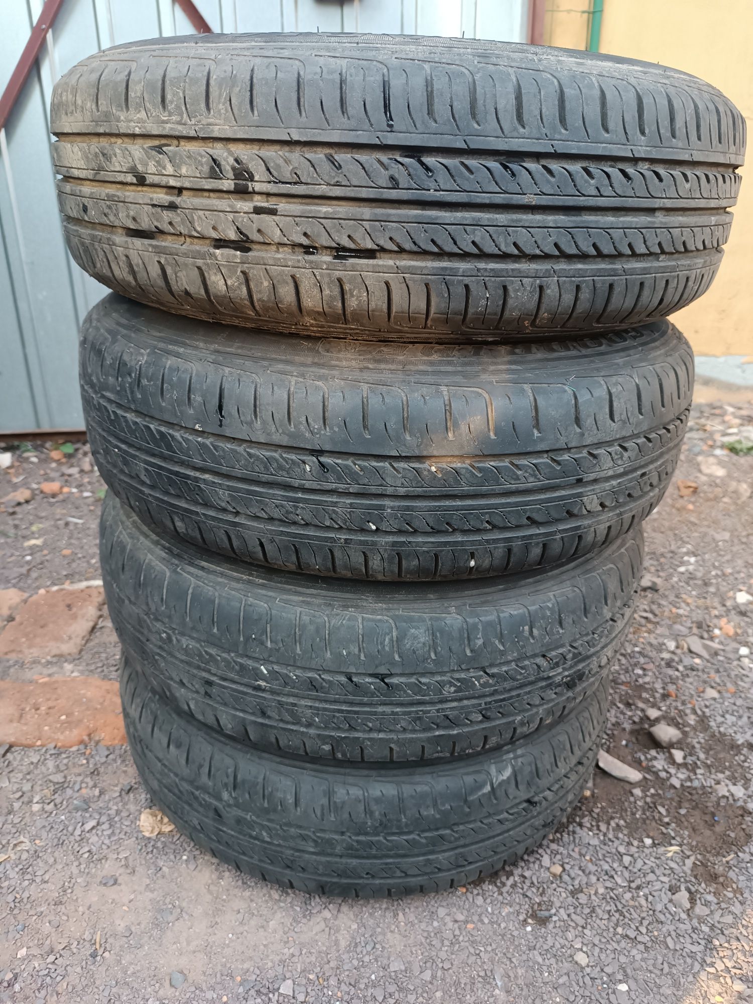 Alufelgi VW 13 4x100 opony 155 70 R13.   a1