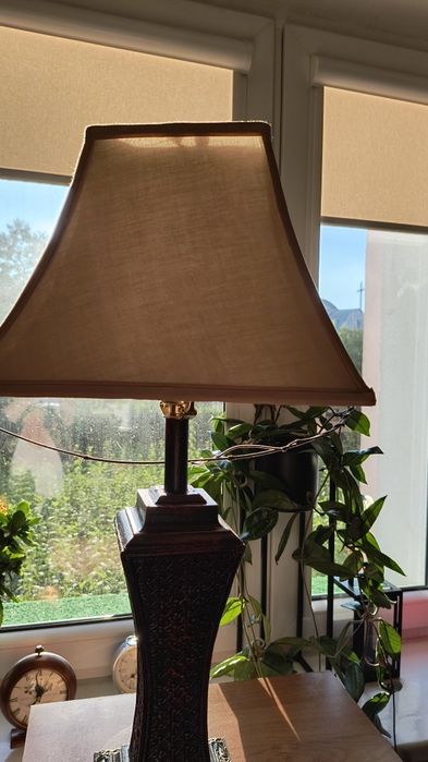 Lampa stołowa duża
