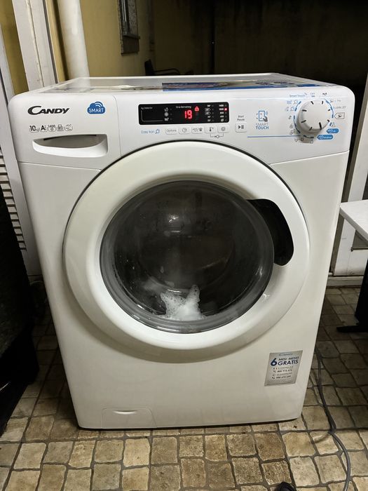 Máquina de lavar roupa Candy 10 kg