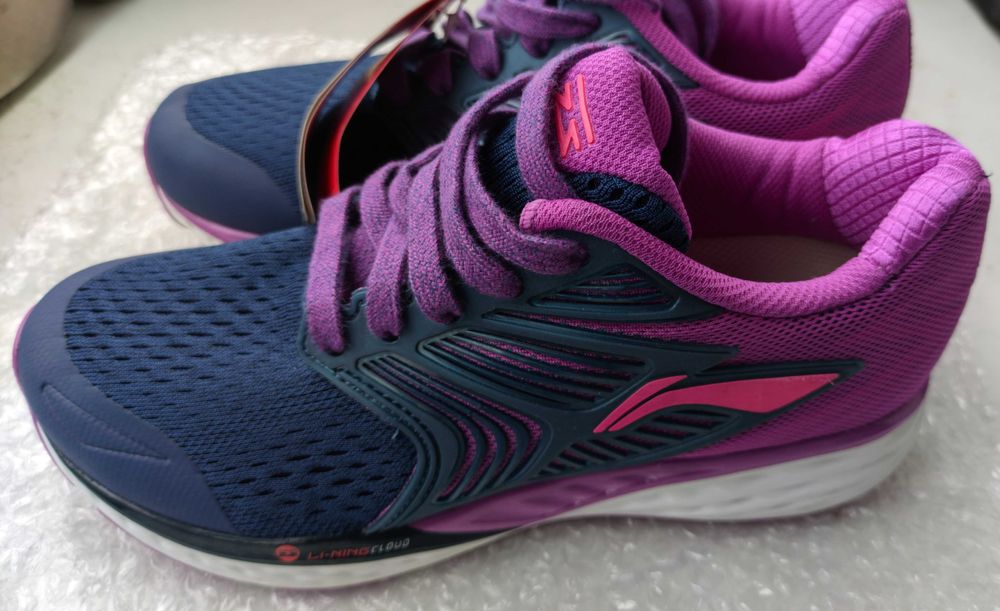Кросівки Li-Ning ARHM026-4 нові