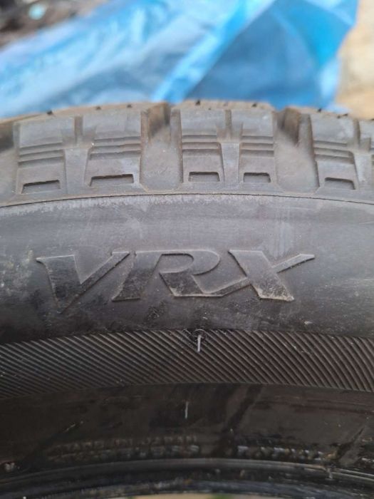 Шини зимові, стан ідеальний 225/60/17