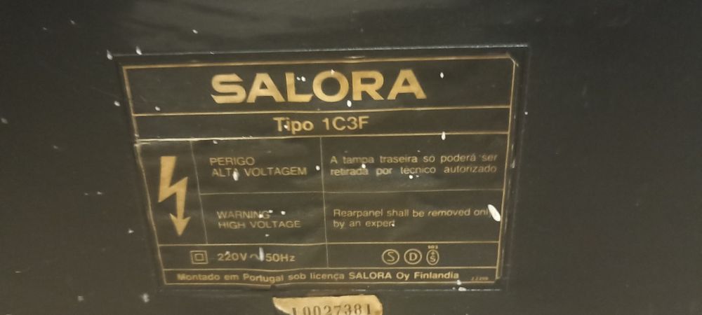 Televisão antiga