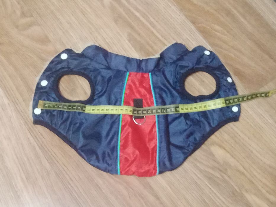 Одежда для небольшой собаки. Жилетка. Курточка.