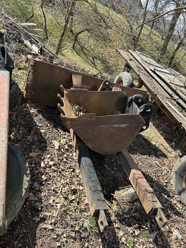 Трактор юмз ціляком або по кусках