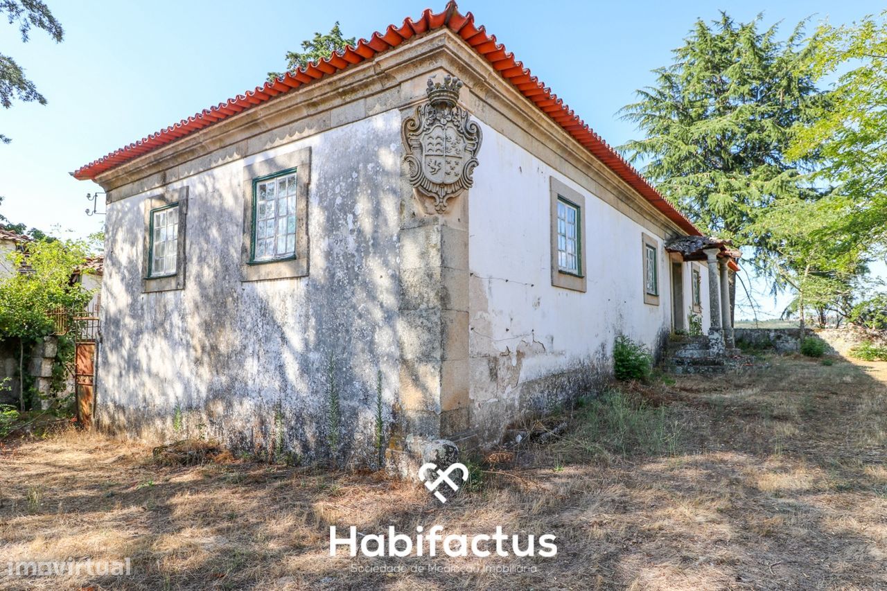 Quinta Brasonada Casa da Portela á venda em Mangualde: