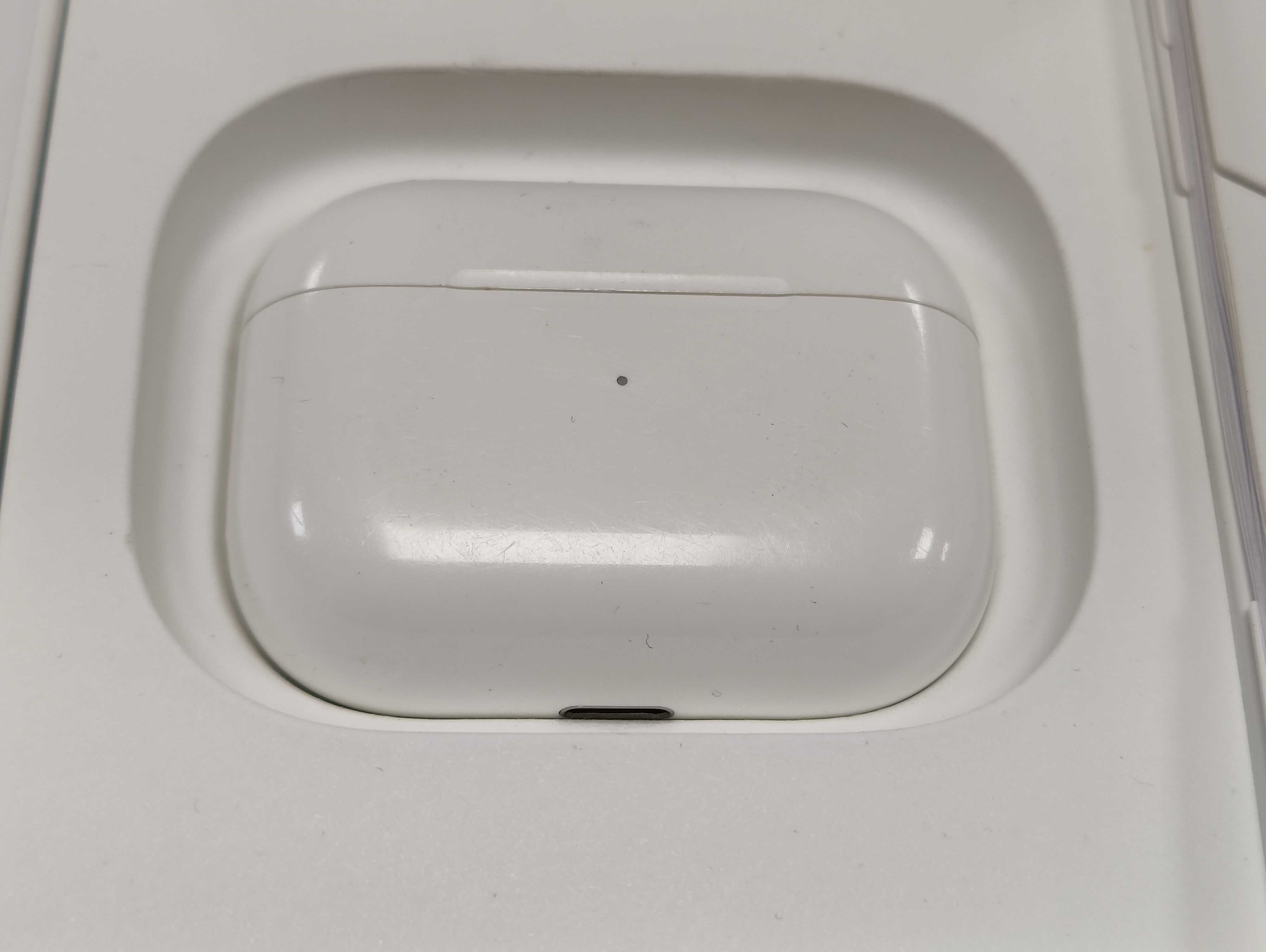 Apple AirPods Pro Gen 2