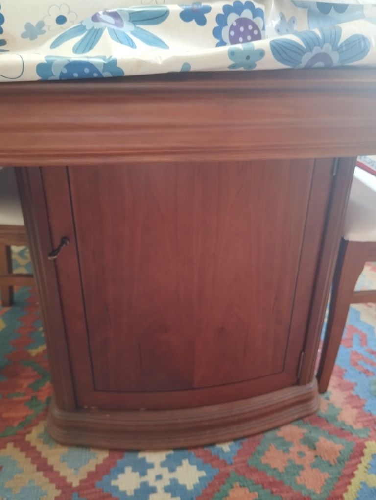 Mesa de jantar retangular