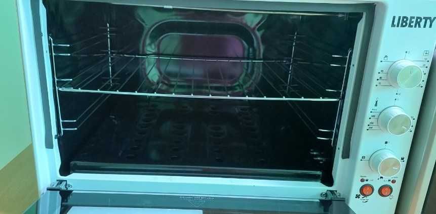 Турецкая Духовка настольная Liberty T-250СХ / 1800 Вт/ 50 л/ конвекция