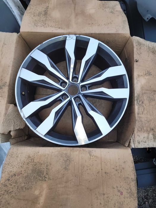 Felga aluminiowa VW Tiguan 5N.20 Cali