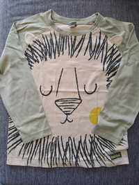 T-shirt de manga comprida TUC TUC. 
Com a cara de um leão e as suas or