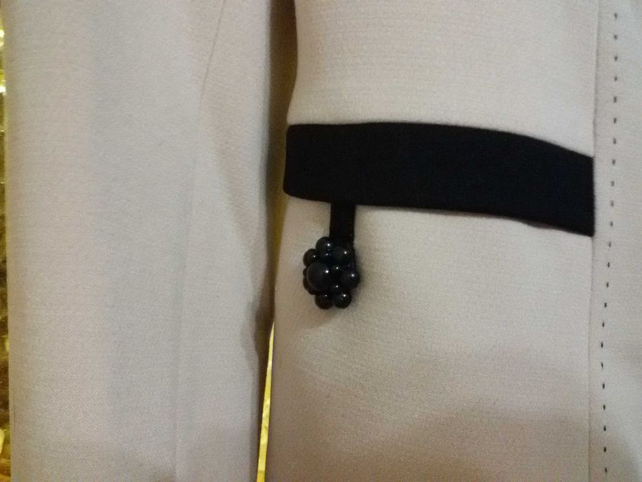 Стильный женский костюм  р 52 -54 торговой марки "Джей Эль" J&L .