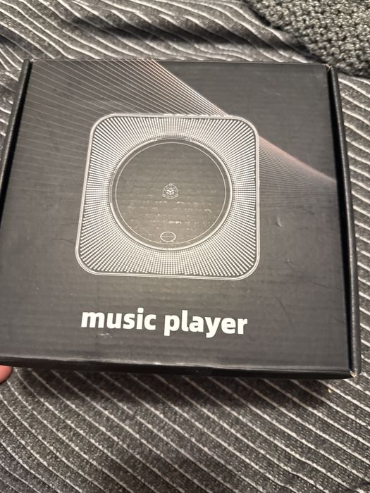 odtwarzacz CD z wbudowanymi głośnikami HiFi