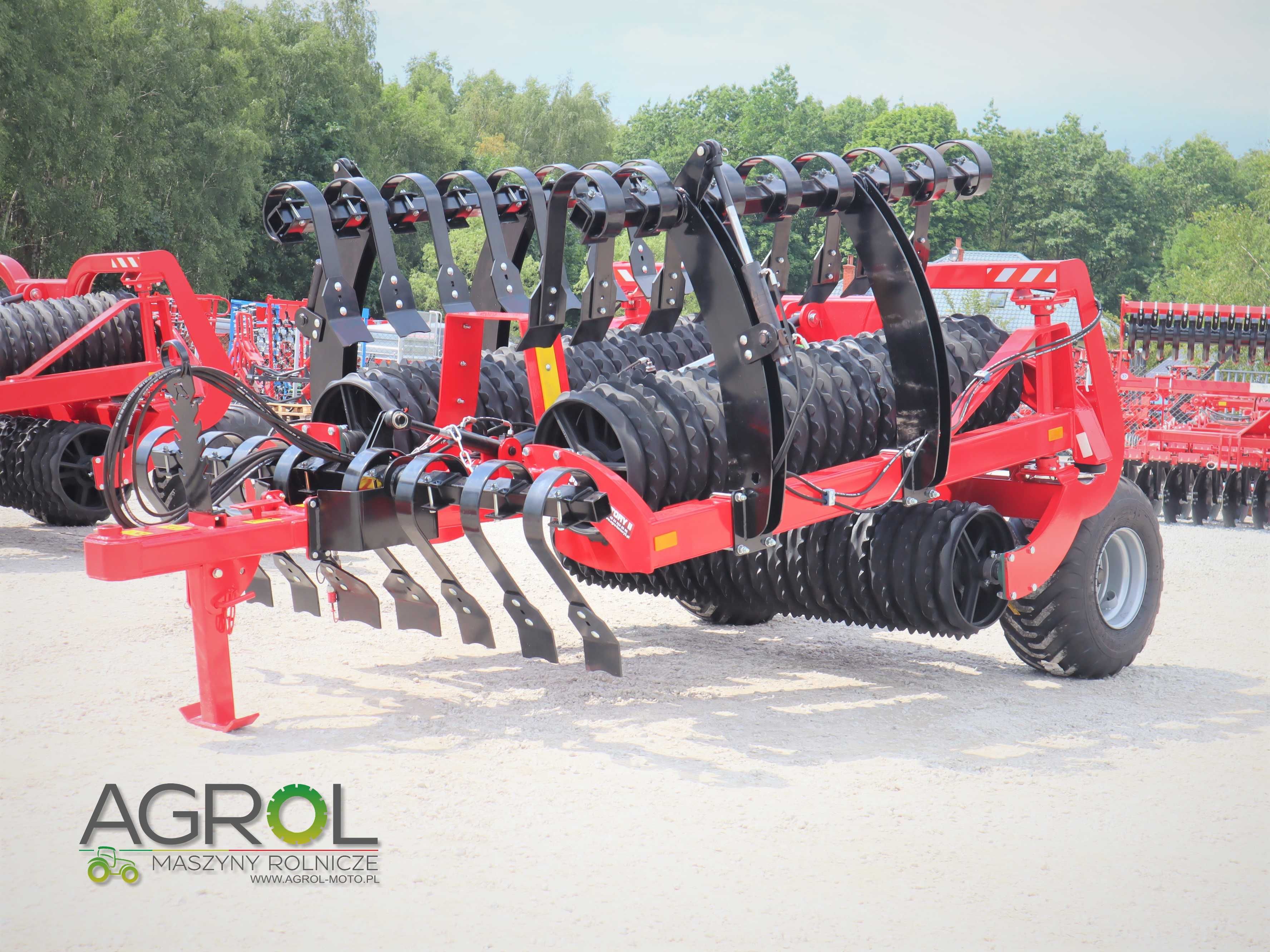 Wał posiewny; uprawowy TRIO 3,0m; 3,4m fi500 Agro-Factory cambridge 6m