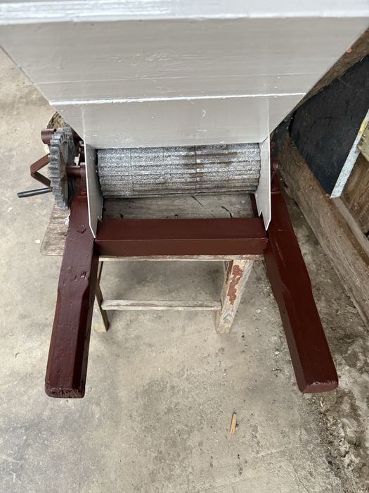 Продам млинок , млин для винограду