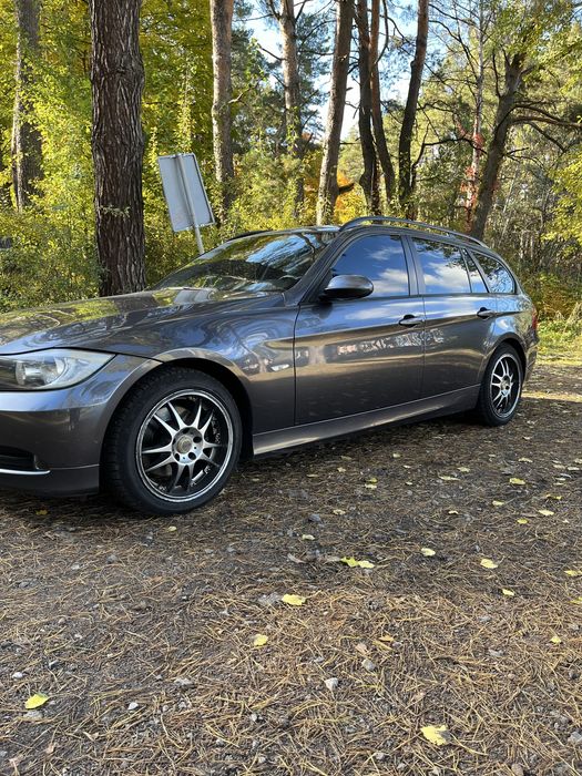 Продам BMW E91 320D N47