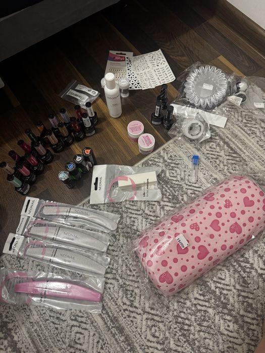 Zwstaw do robienia paznokci hybrydowych hybryd