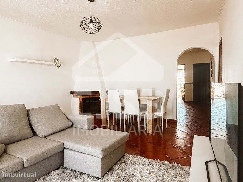 Apartamento T2 Remodelado - 30min de Lisboa, Vista Campo