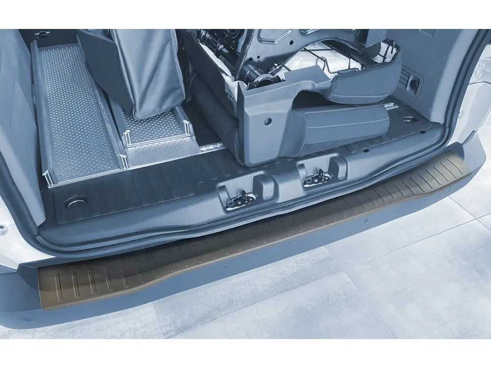 Nakładka na zderzak Ford Transit Custom