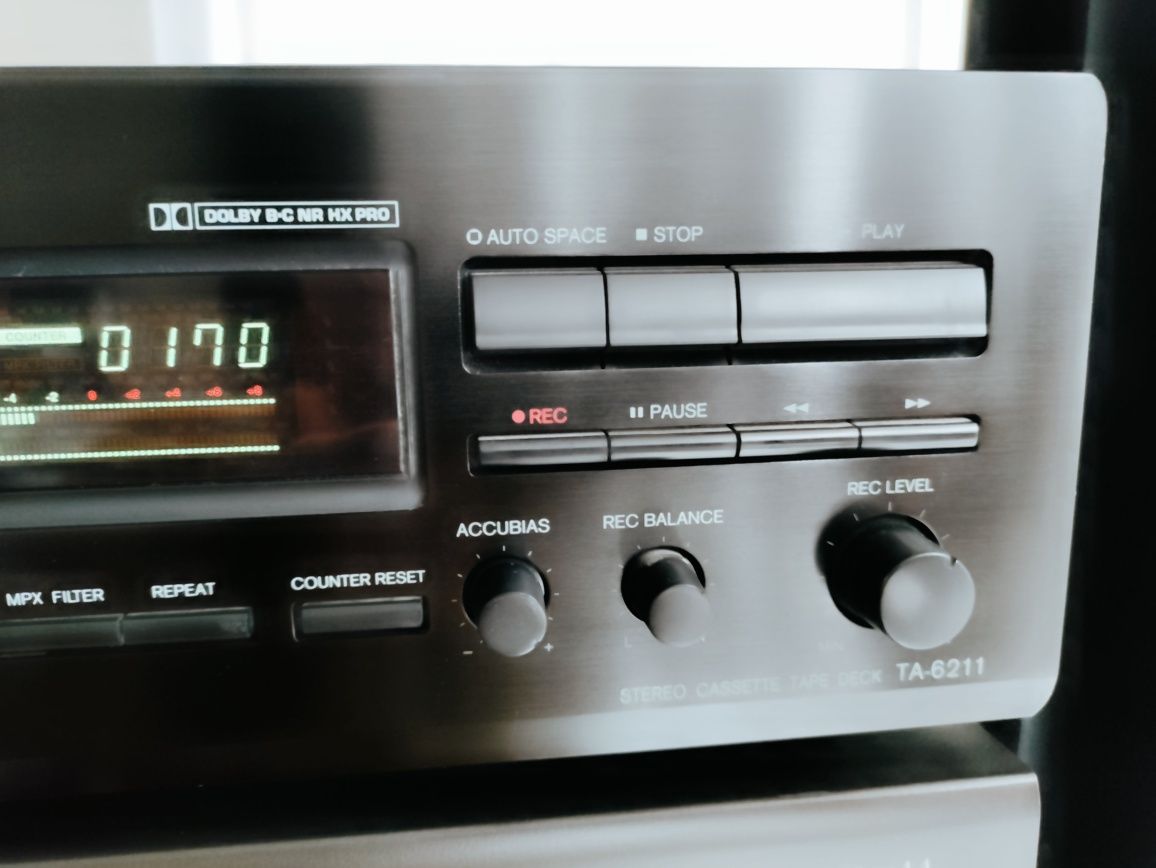 Onkyo TA-6211...
