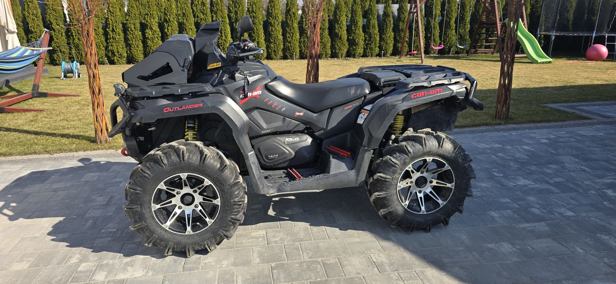 Can-Am Outlander 1000 xtp. Max..