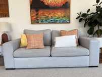 Sofa cinzento 8&80