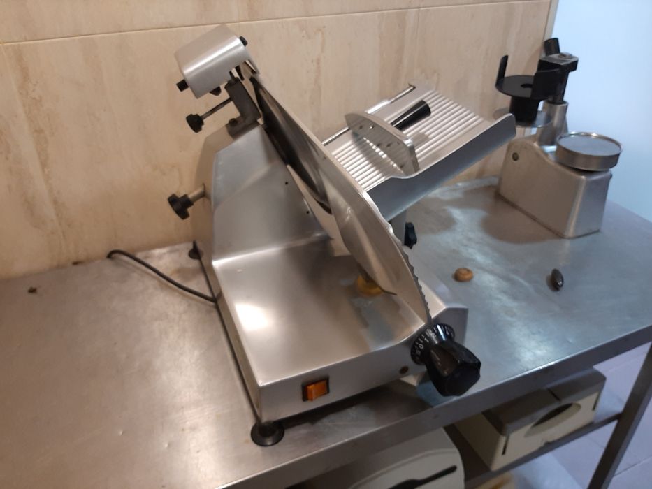 Vendo  máquina  de  fiambre