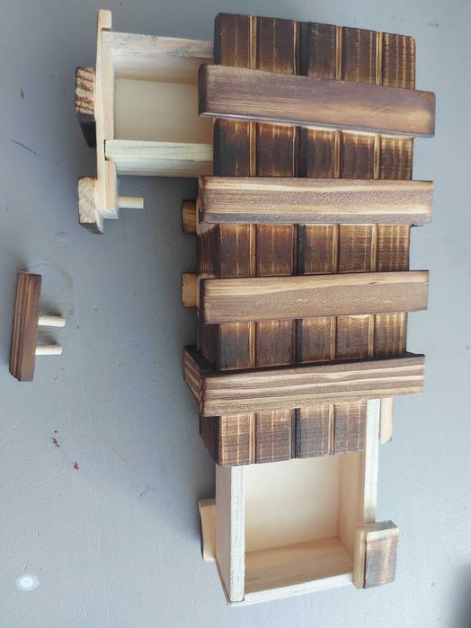 Magiczne pudelko drewniane