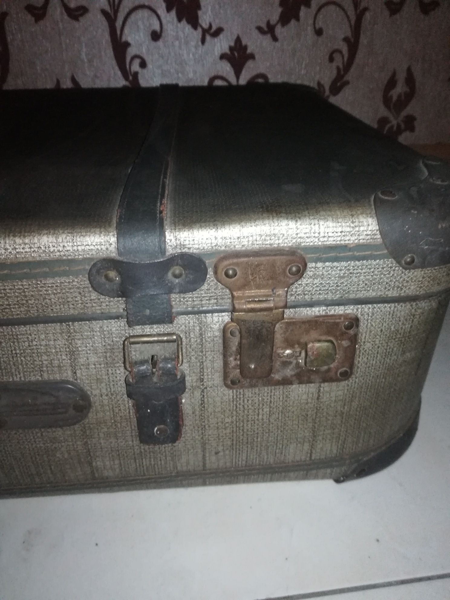 Stara walizka prl