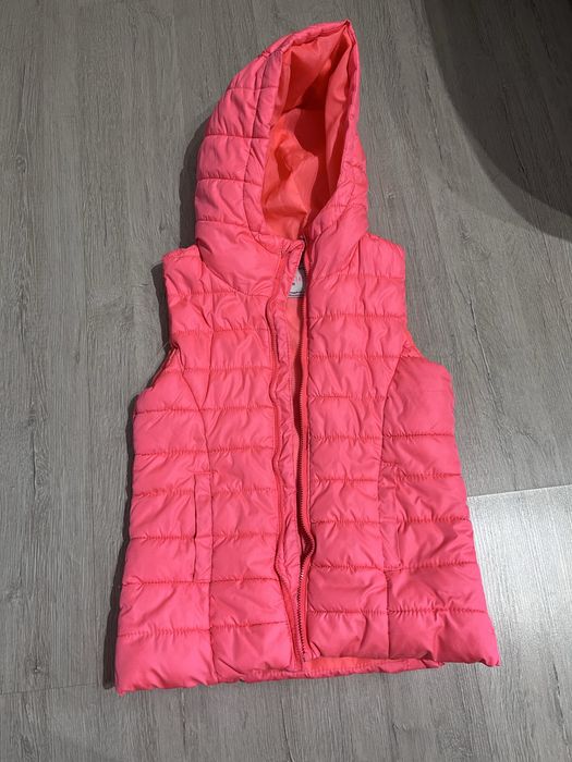 Безрукавка для дівчинки