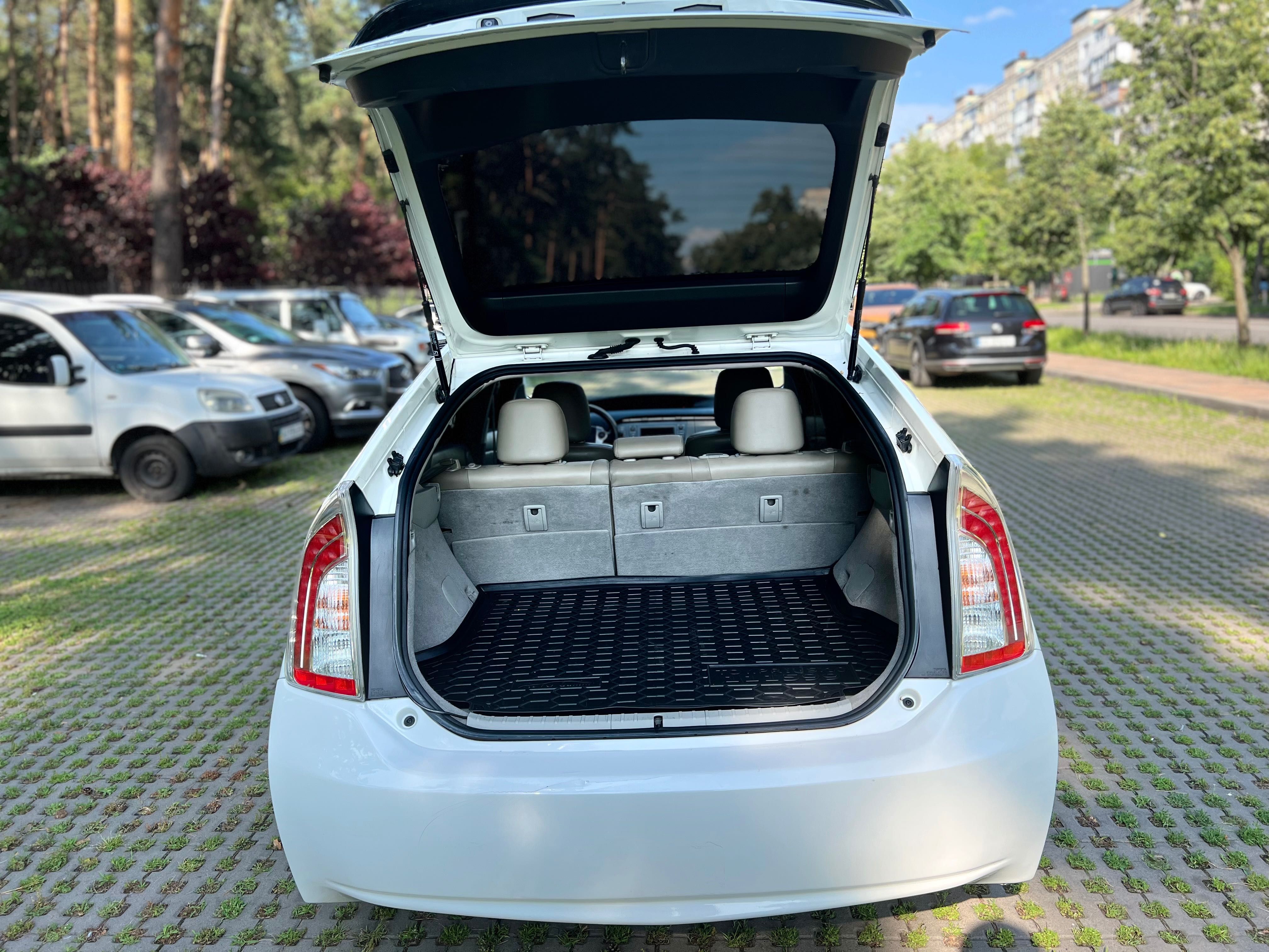 Toyota Prius 2014