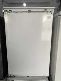 Б/у міні холодильник LIEBHERR, з маленькою морозильною камерою, Склад.