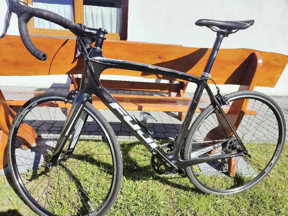 Rower szosowy Fuji gran fondo 2.7  kolarka, szosa. Rama M/L 55cm