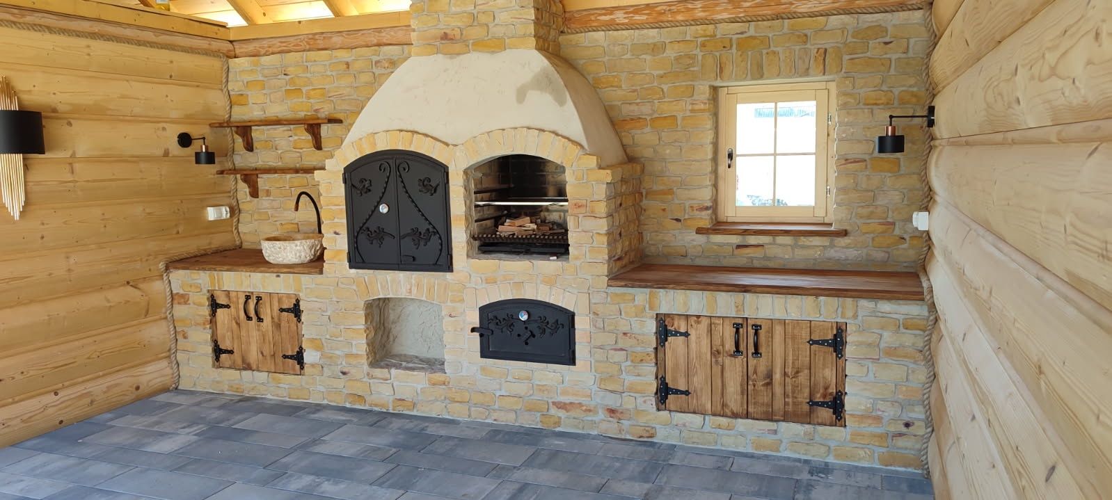Grill, wędzarnia, altanki z trzciny
