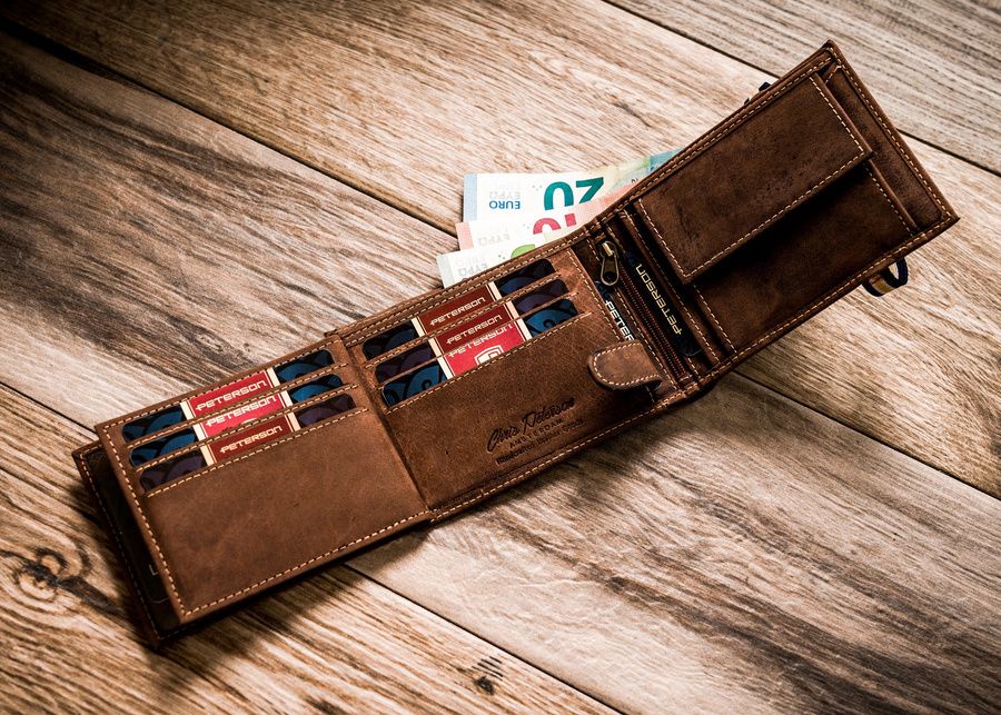 nubukowy portfel męski z ochroną kart rfid - peterson