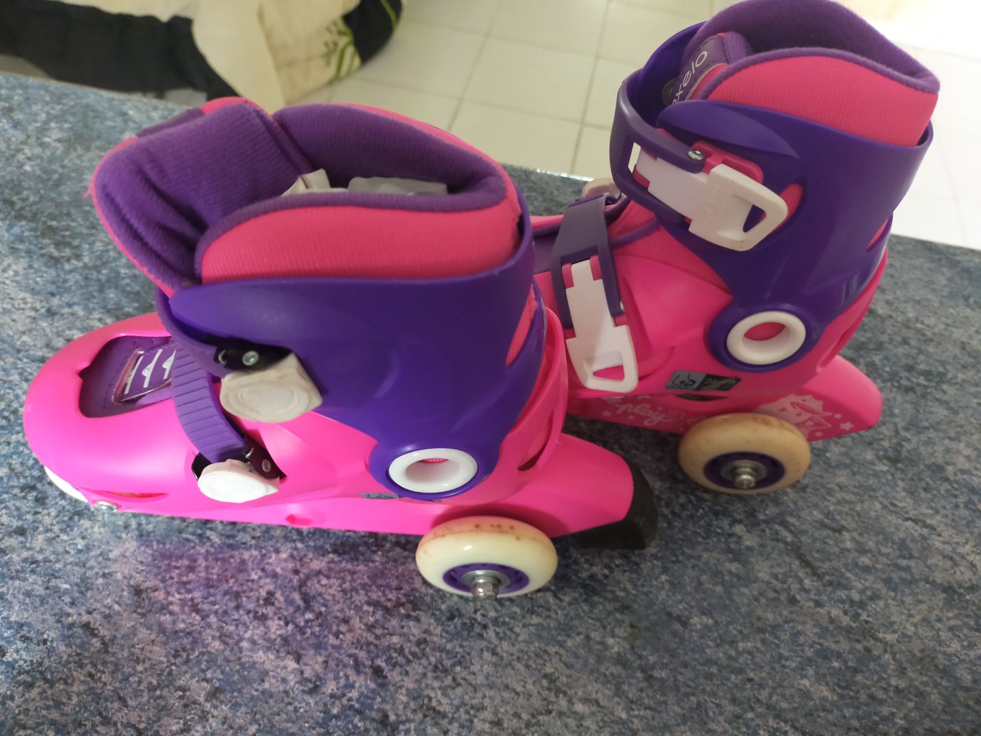 Conjunto patins capacete e acessórios