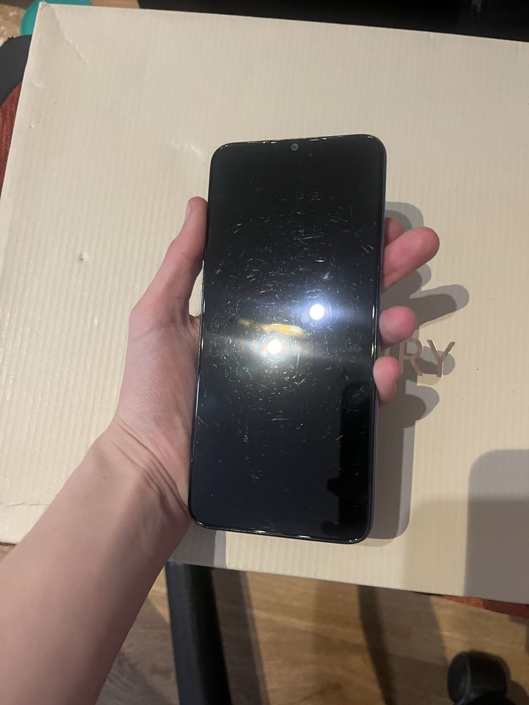 Smarfon oppo a 16