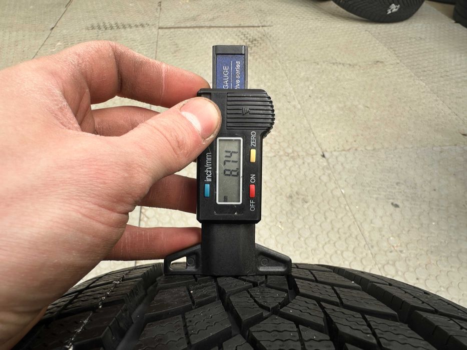 215-50 R18 95T Goodyear Ultragrip Performance Gen 1 2023 розпаровка