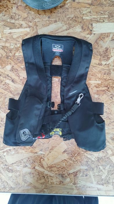 Colete de equitação com airbag
