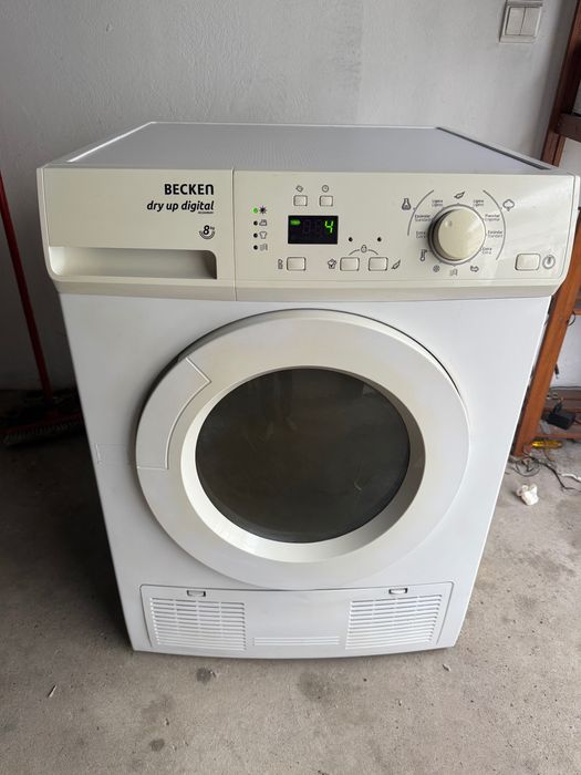 Máquina de secar roupa