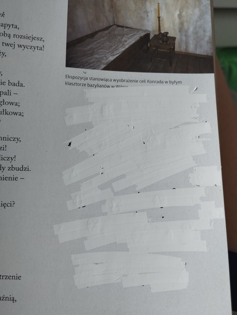 Podręcznik Sztuka wyrazu do klasy 2. Poziom podstawowy i rozszerzony.