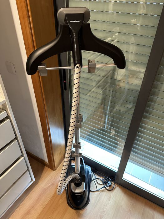 Ferro a vapor vertical Silvercrest