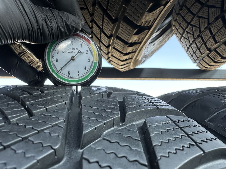 Шини б/у 225/55 R18 Bridgestone 4шт