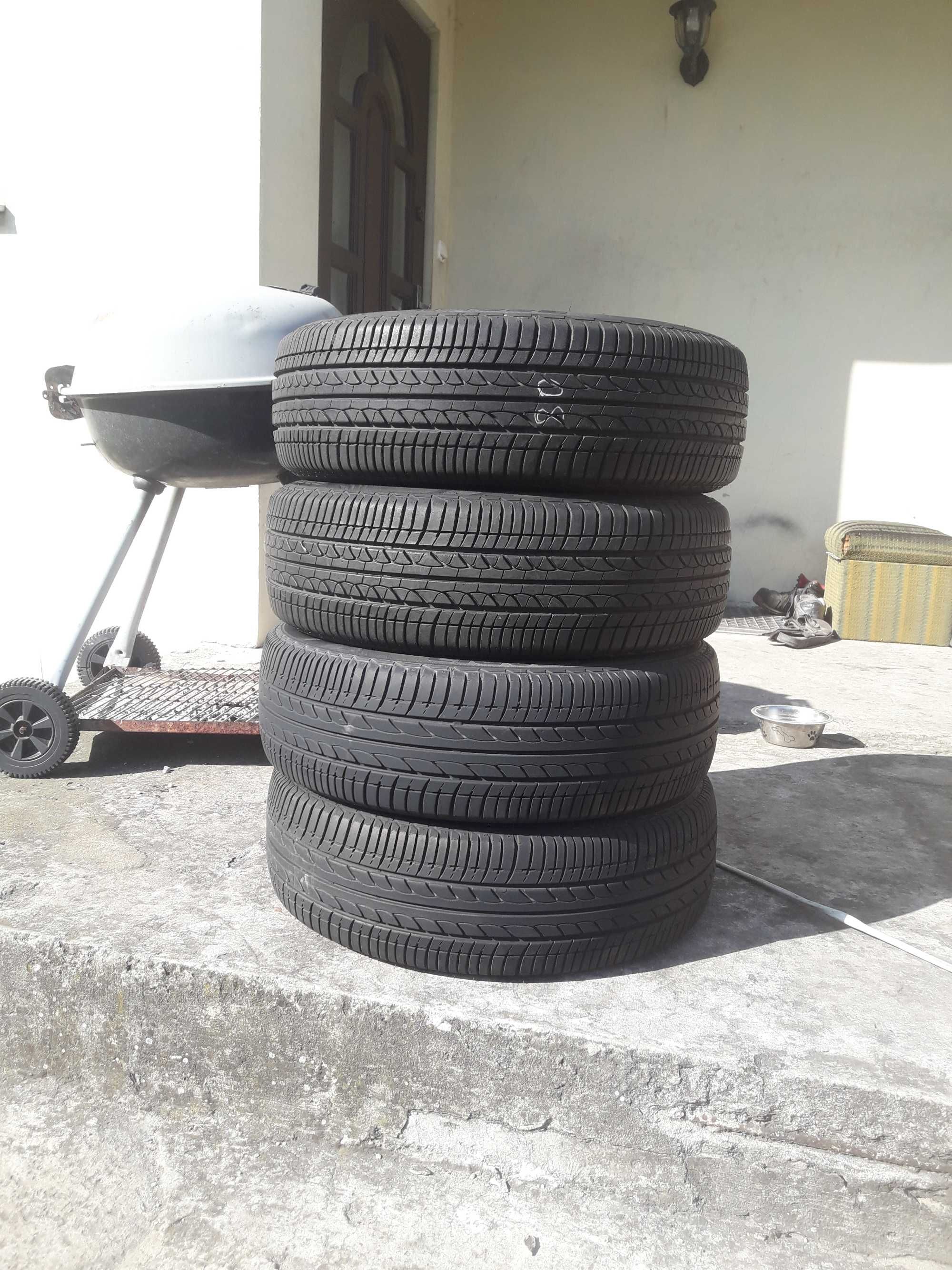 Lato Bridgestone 175/65 R15 6.5mm